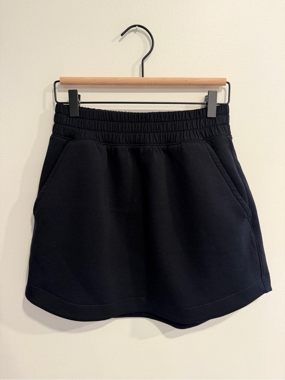 Abercrombie YPB Casual Black neoKNIT Skirt